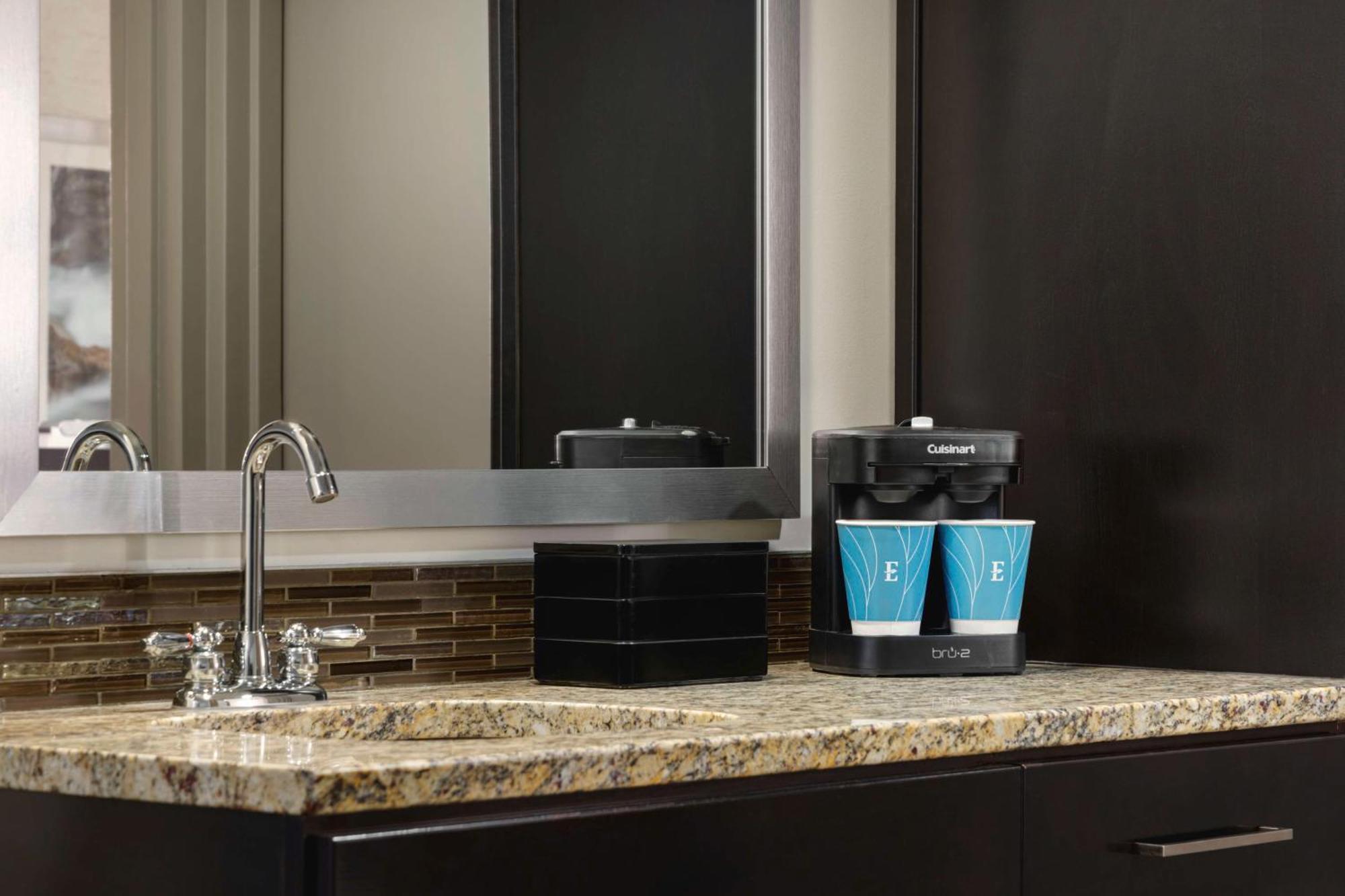 Embassy Suites Chattanooga Hamilton Place Kültér fotó