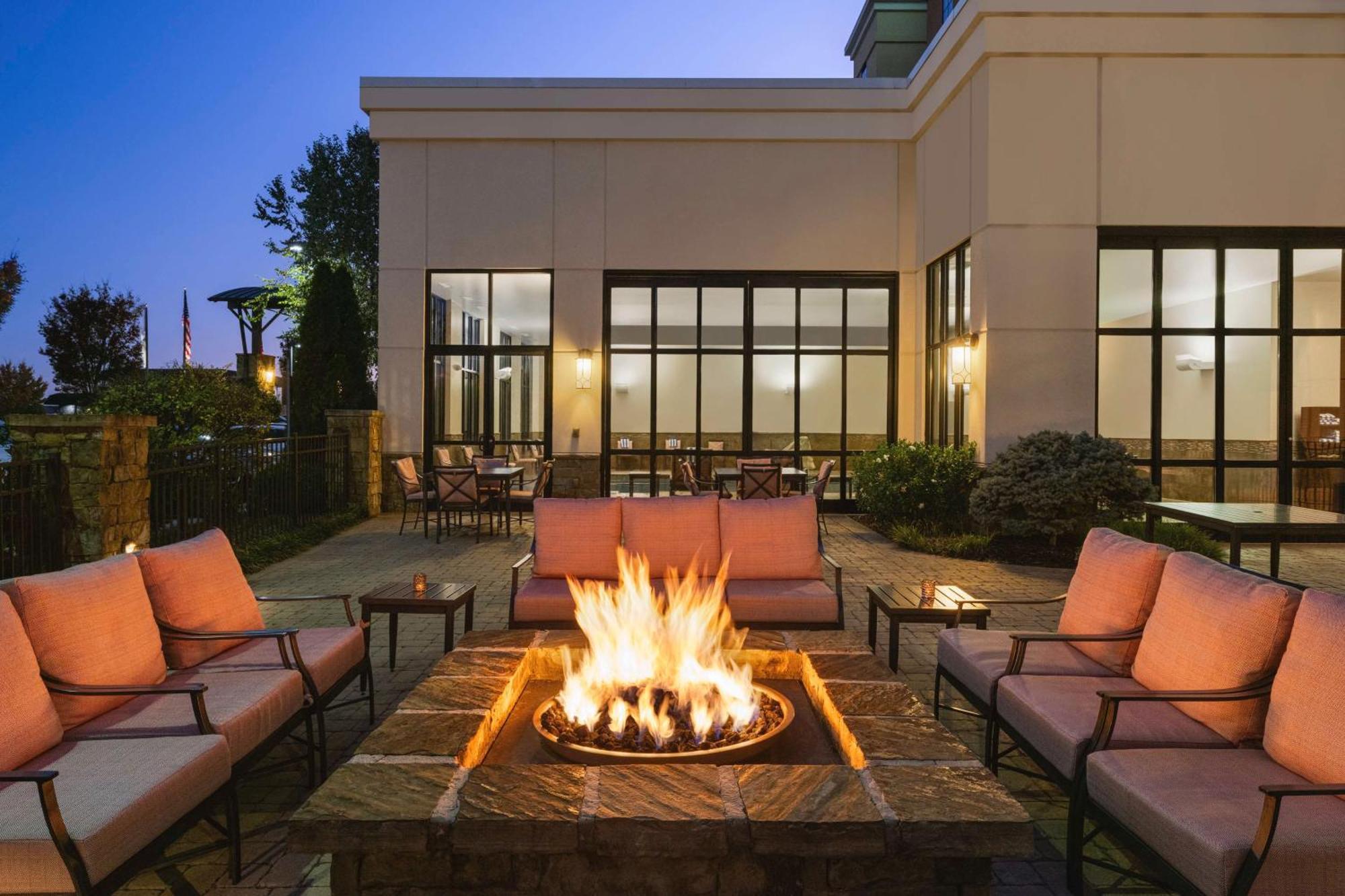 Embassy Suites Chattanooga Hamilton Place Kültér fotó